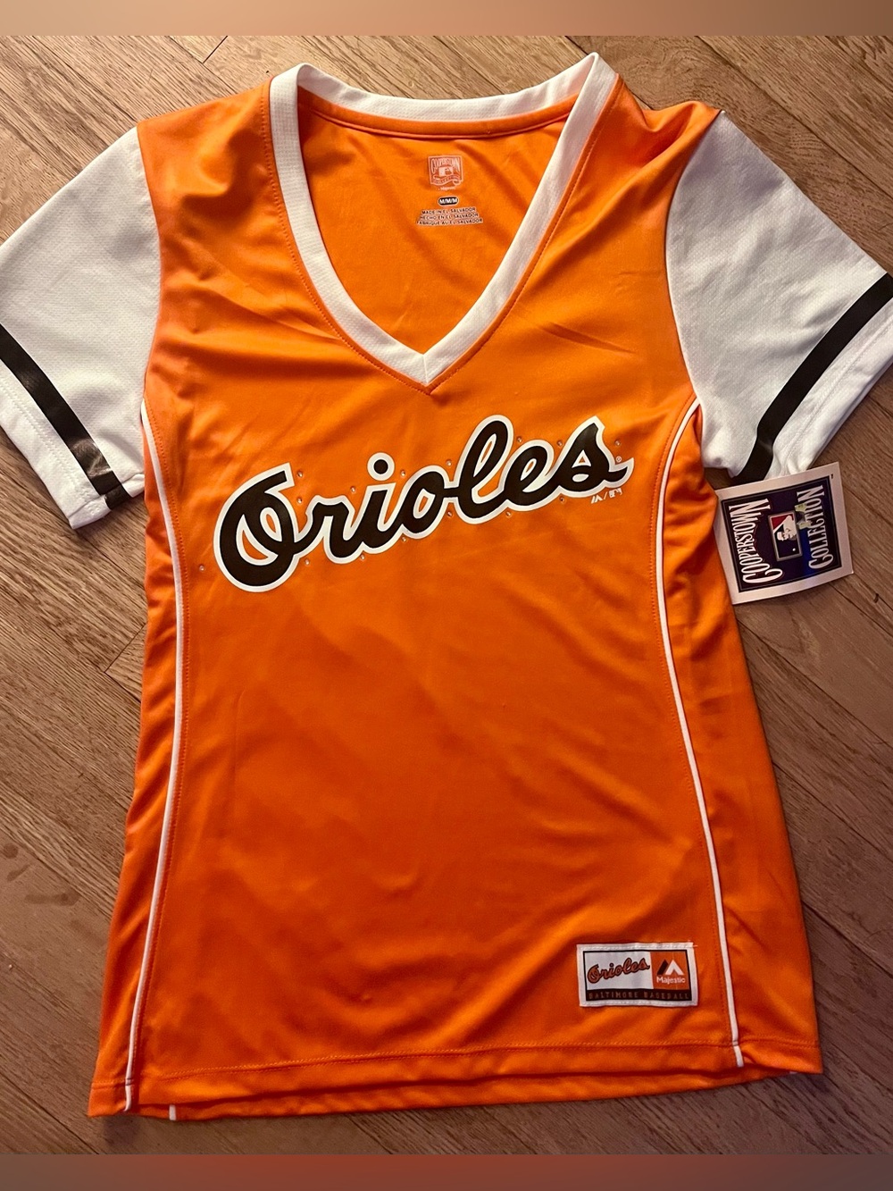NEW Orioles Bling✨ V-neck Jersey-style Shirt by Cooperstown! Sz Med